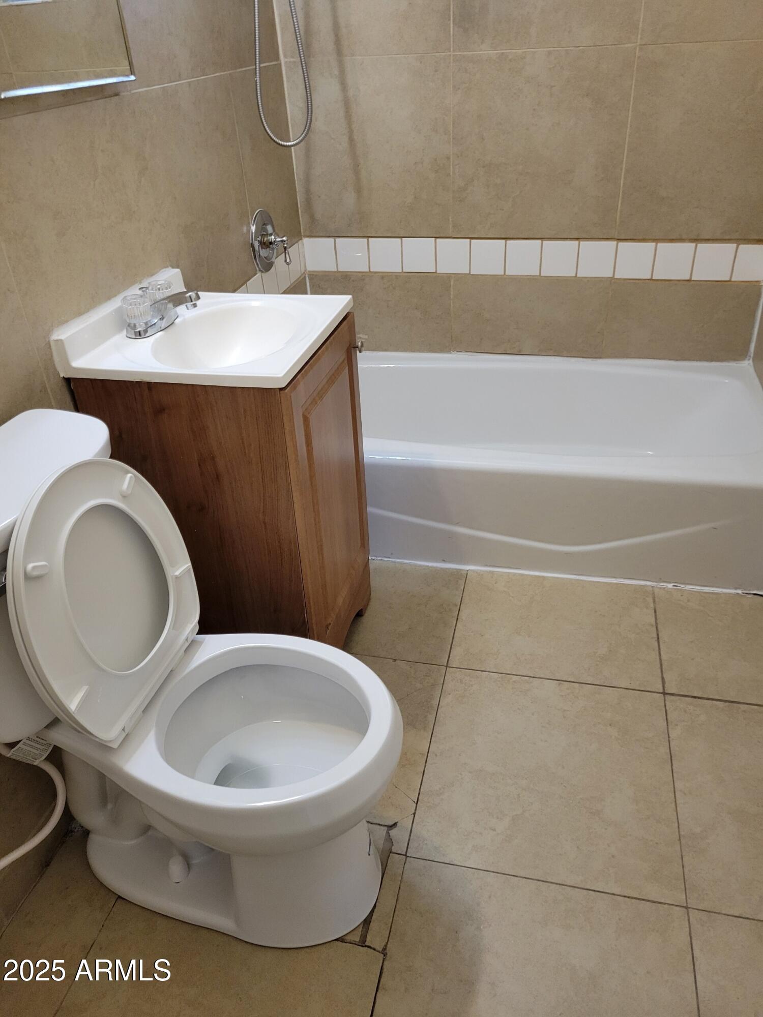 2138 E TURNEY Avenue A