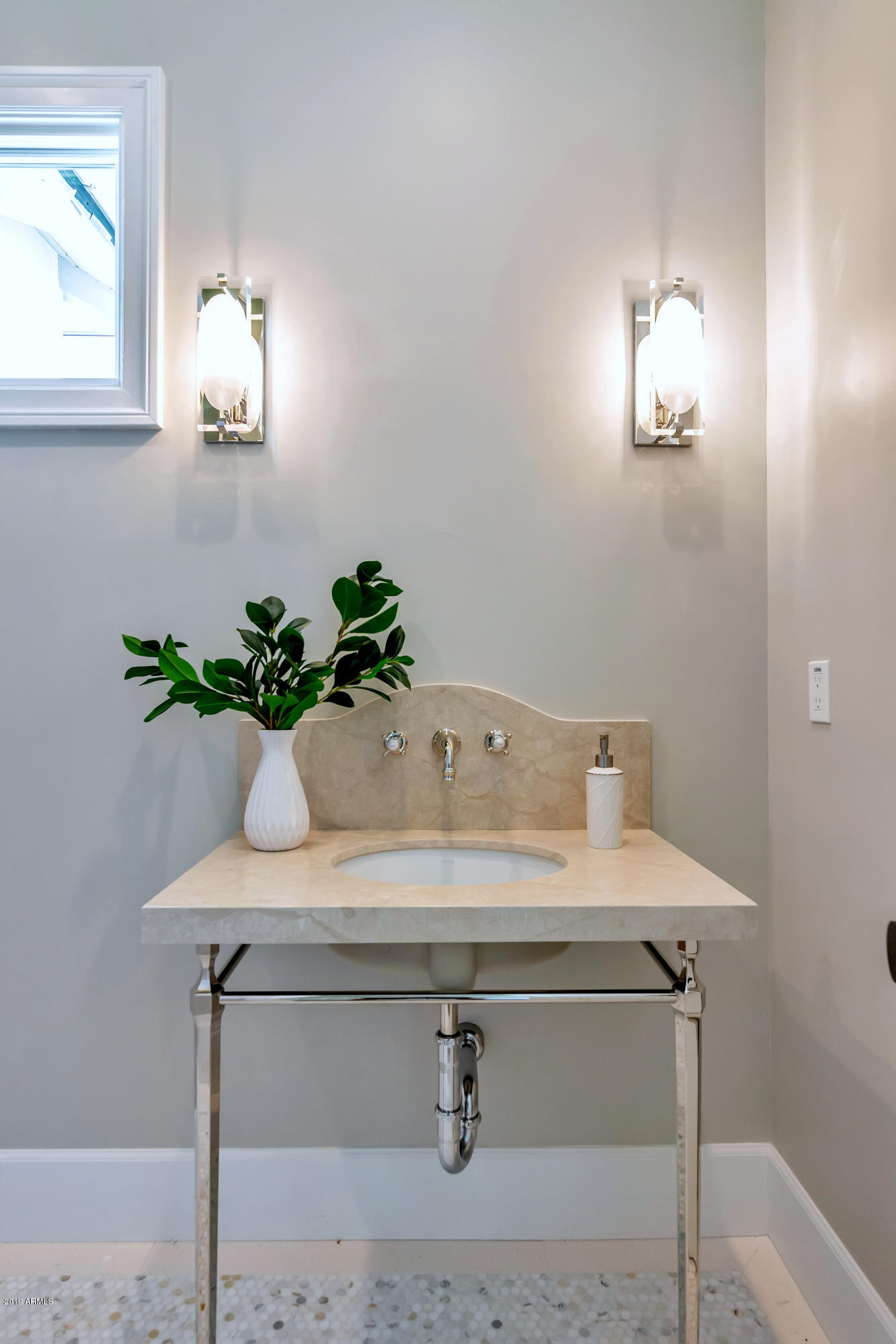 LAFAYETTE VILLA 3 - Residential