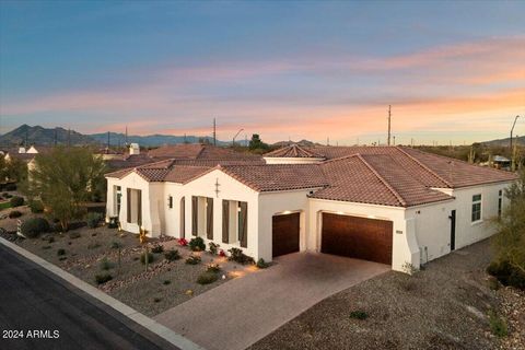 A home in Cave Creek