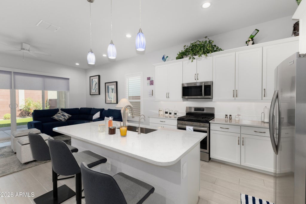 Photo of 10240 W Lone Cactus Drive, Peoria, AZ 85382 (MLS # 7085256)