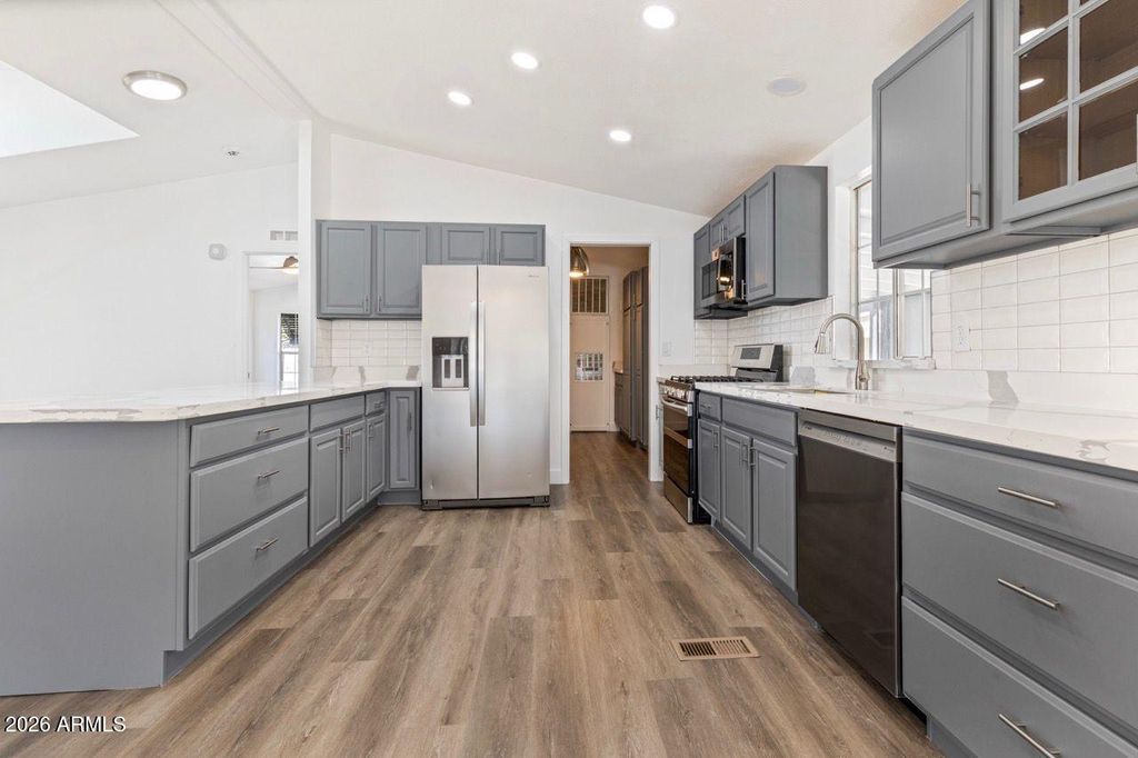 Photo of 11275 N 99th Avenue #61, Peoria, AZ 85345 (MLS # 6992650)