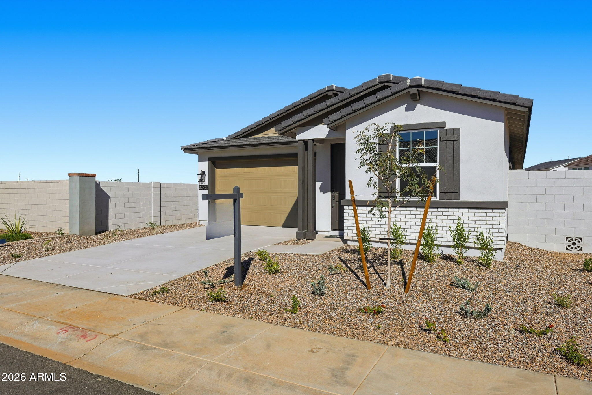 3386 W EMERALD Road