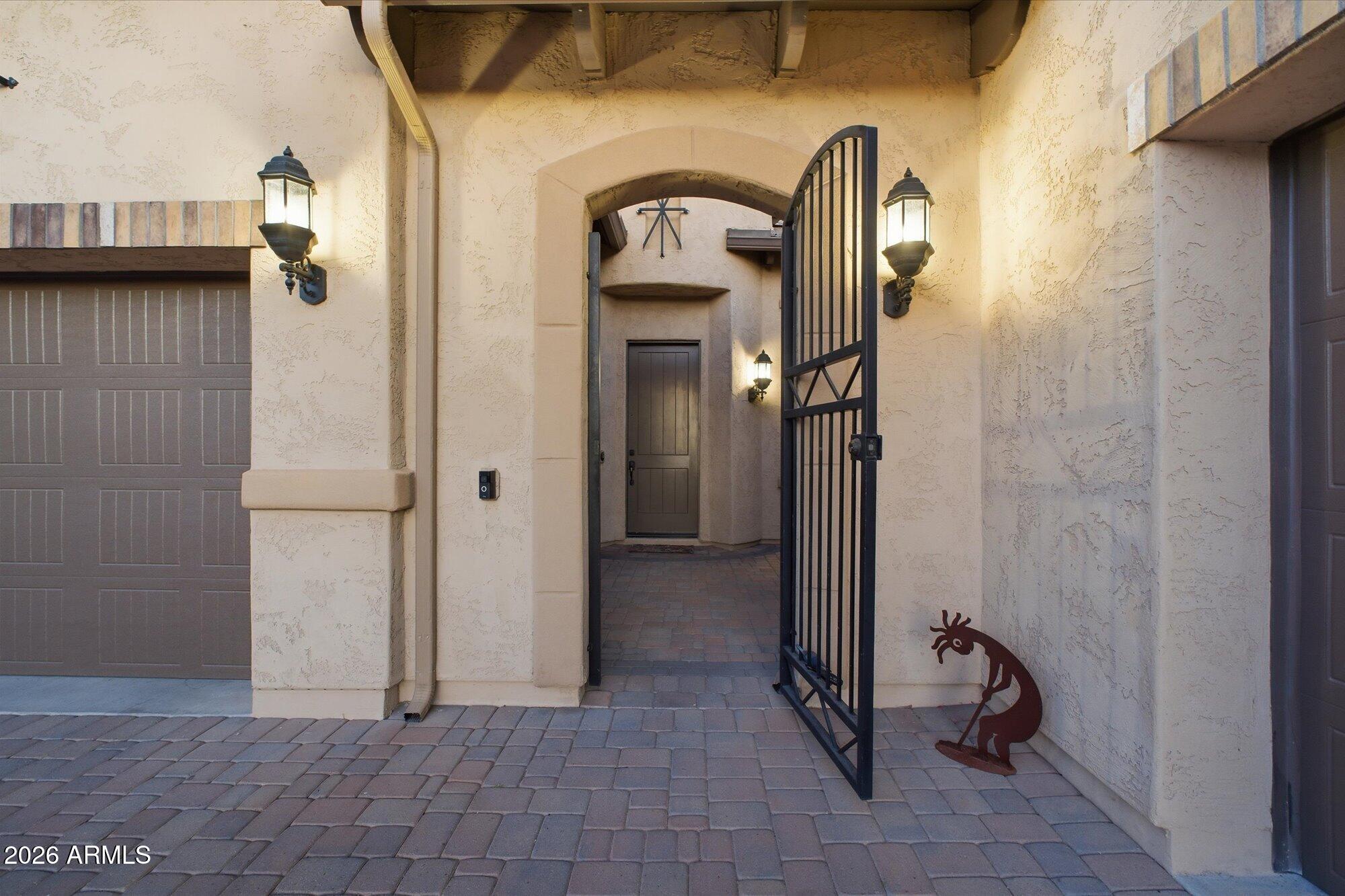 2155 N STEELE --
