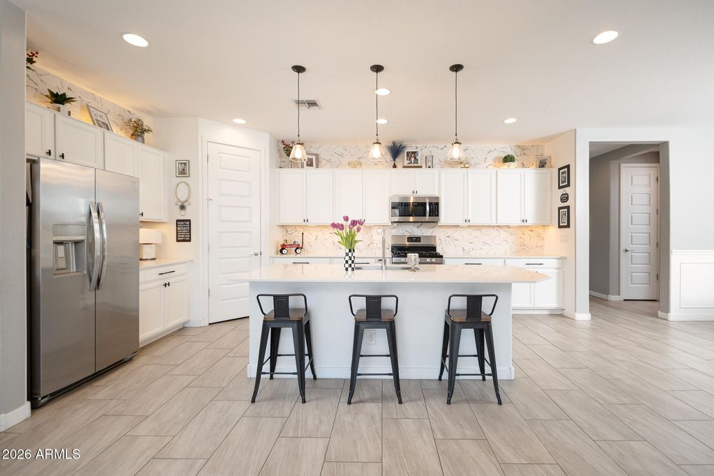 Photo of 2628 W Huntington Drive, Phoenix, AZ 85041 (MLS # 6999501)