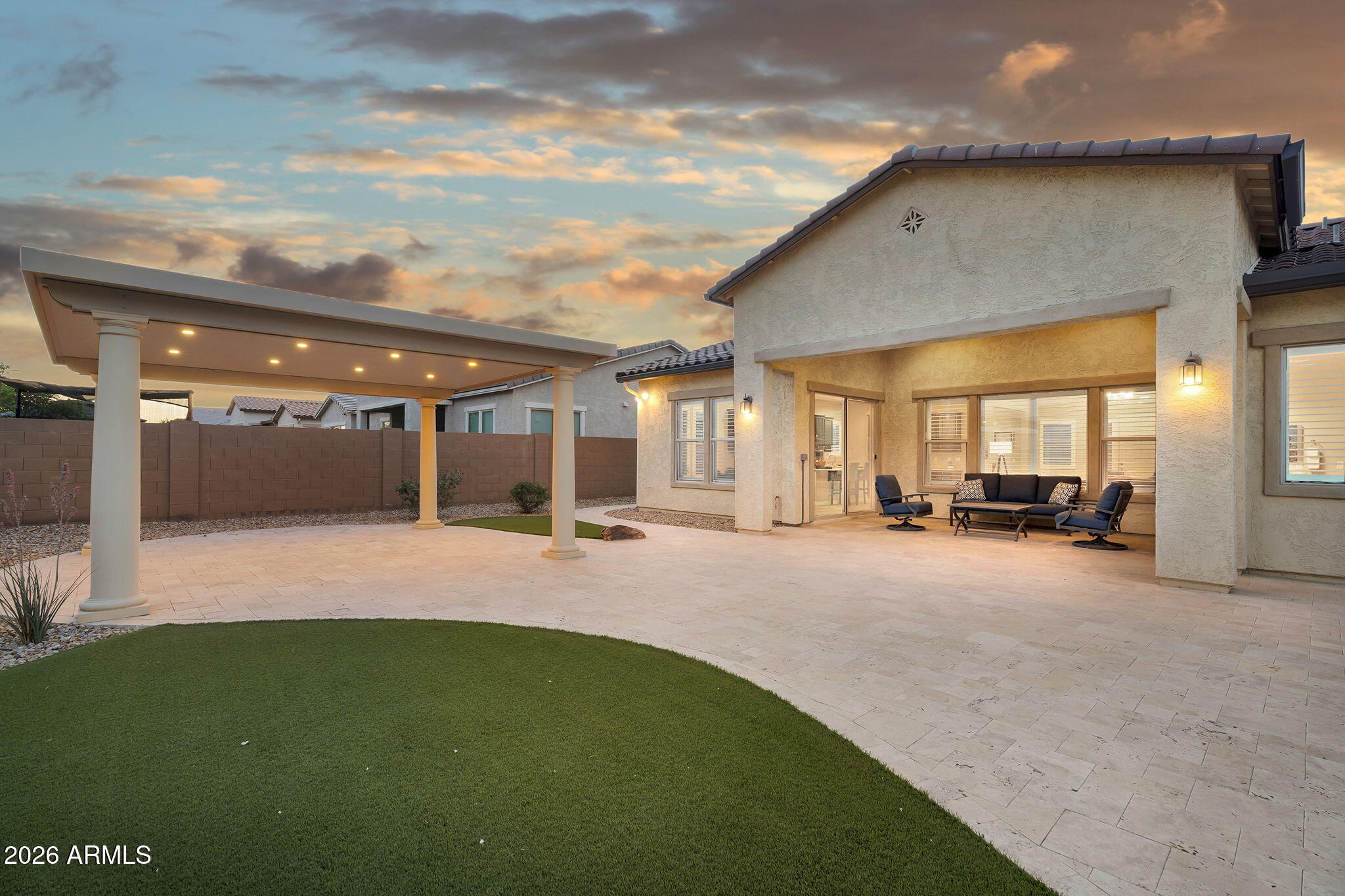 LA LOMA RESIDENTIAL AKA SUNSET TERRACE - Residential