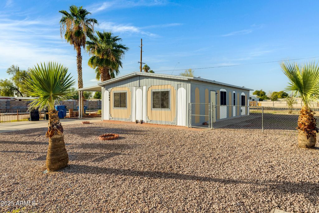 Photo of 7646 E Gale Avenue, Mesa, AZ 85209 (MLS # 6934008)