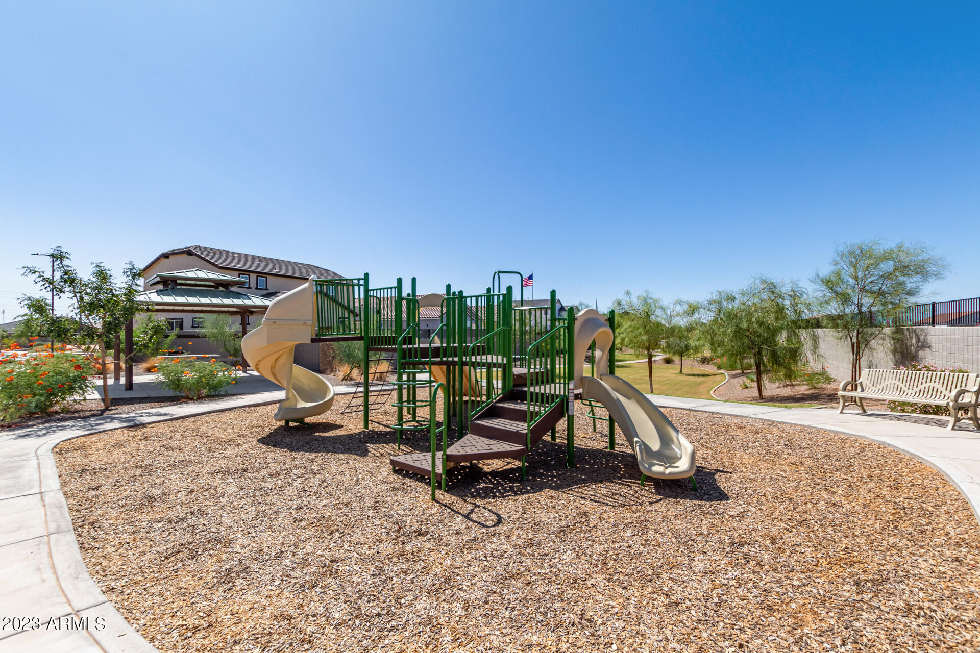 1285 E Ridgerock Loop