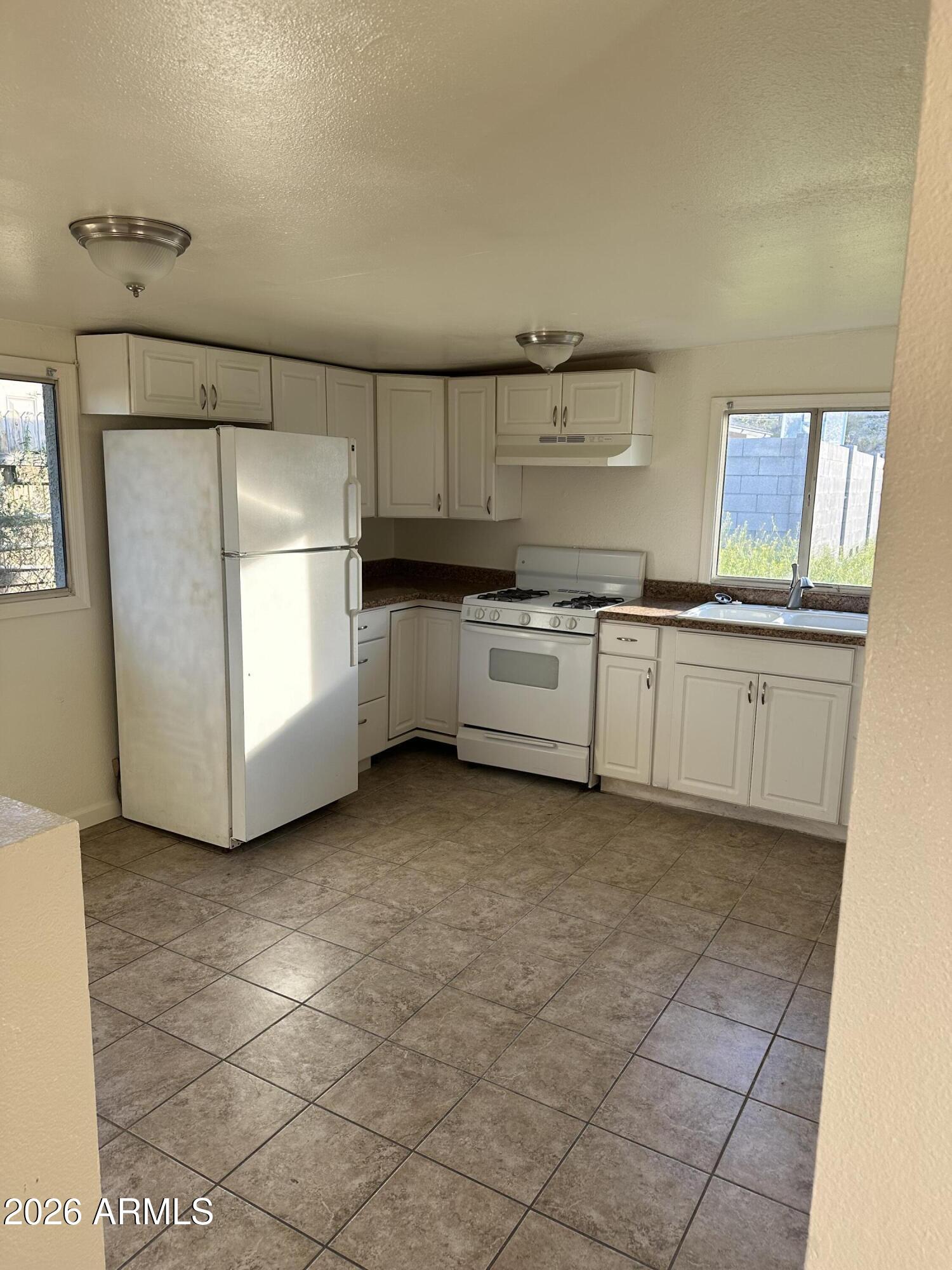 9838 N 14TH Street 3