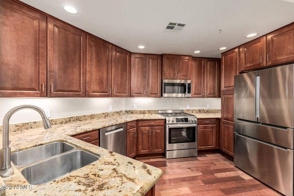 Photo of 5450 E Deer Valley Drive #1214, Phoenix, AZ 85054 (MLS # 6999171)