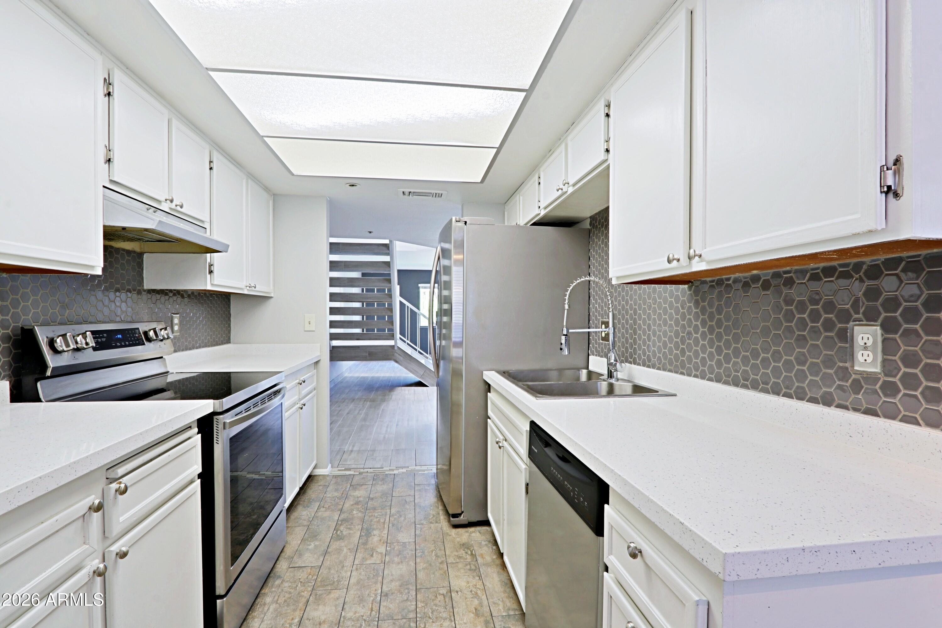 2615 N HAYDEN Road 103