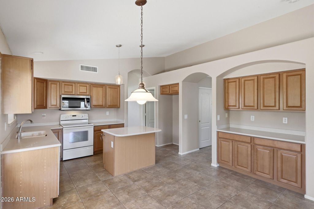 Photo of 12335 W Orange Drive, Litchfield Park, AZ 85340 (MLS # 6998765)