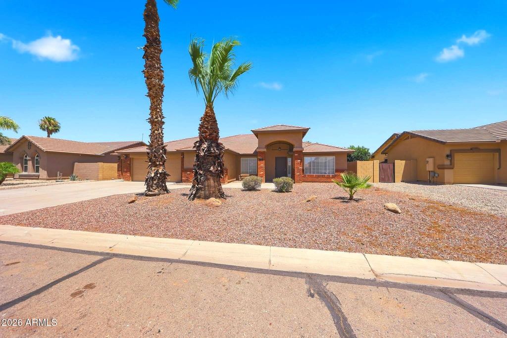 Photo of 3686 E Meadow Land Drive, San Tan Valley, AZ 85140 (MLS # 7037260)