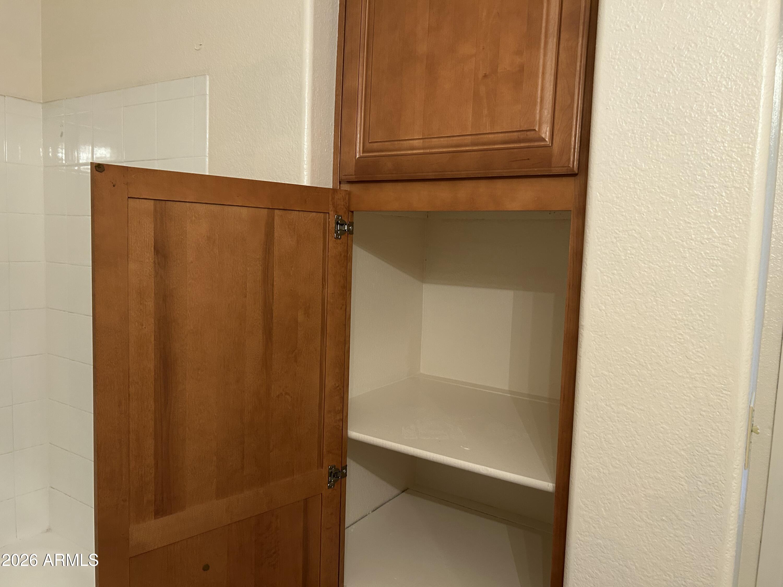 1825 W RAY Road 2024