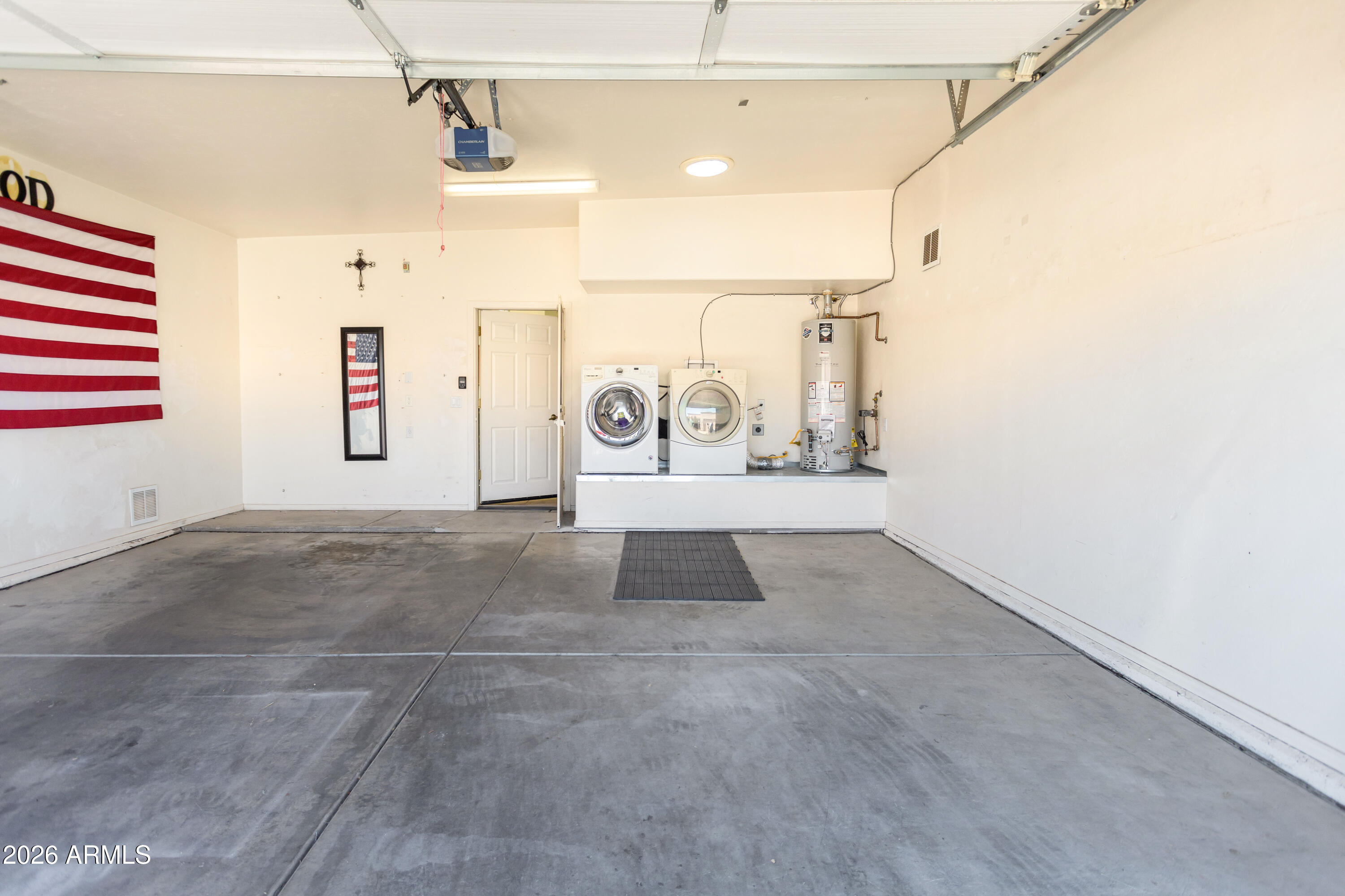 IPR LOCATED ON VISTA VIEW LOT #74 - Residential