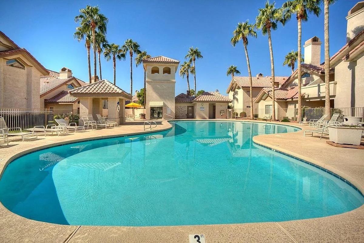 2801 N Litchfield Road Unit 26