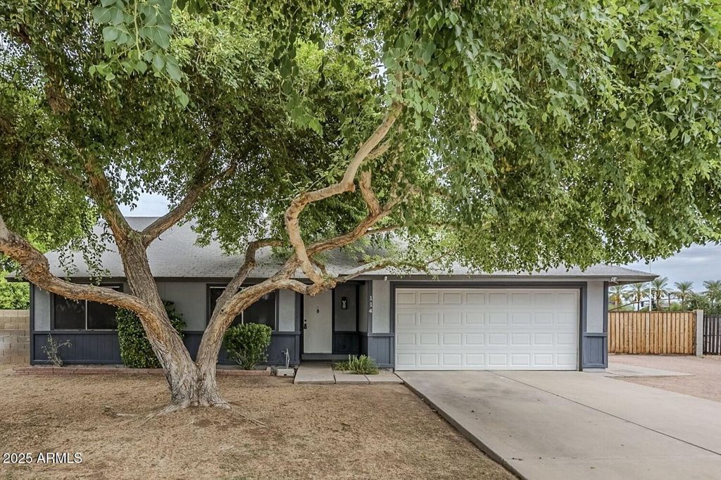 Photo of 114 N 130th Court, Chandler, AZ 85225 (MLS # 6922537)