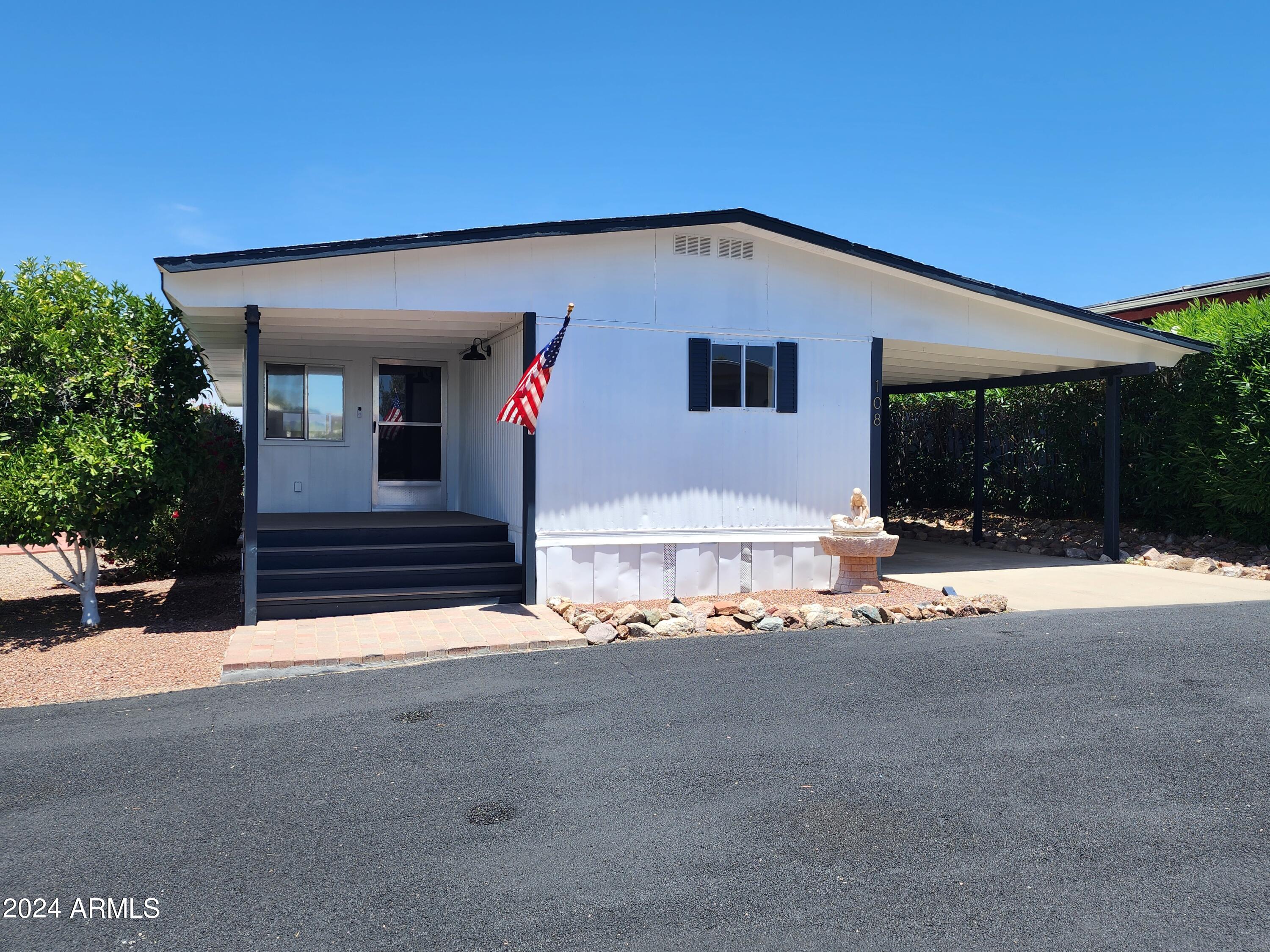 View Wickenburg, AZ 85390 mobile home