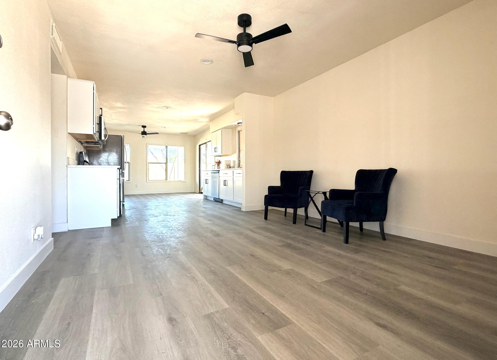 4216 W HUBBELL Street