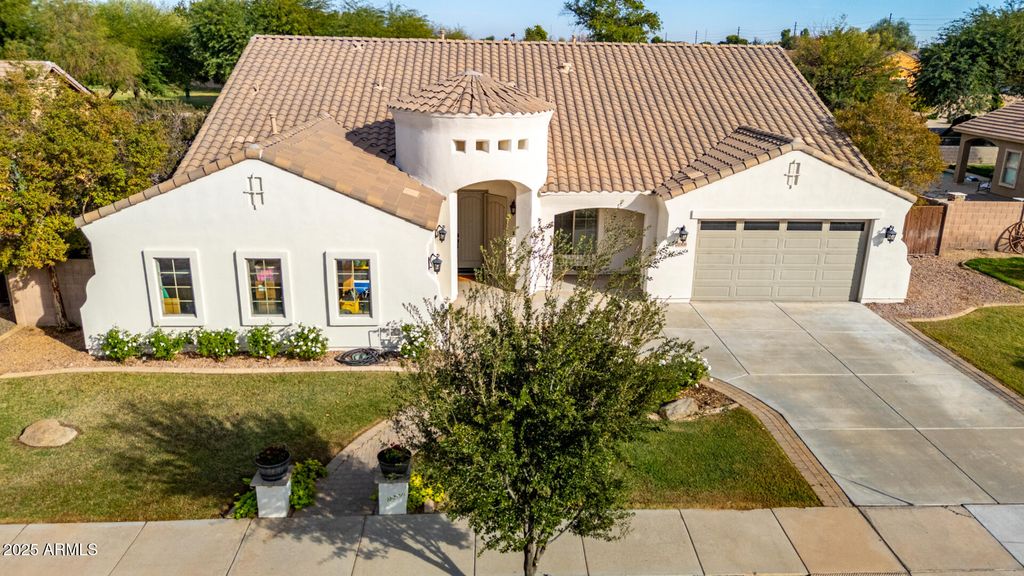 Photo of 21909 S 218th Street, Queen Creek, AZ 85142 (MLS # 6947691)