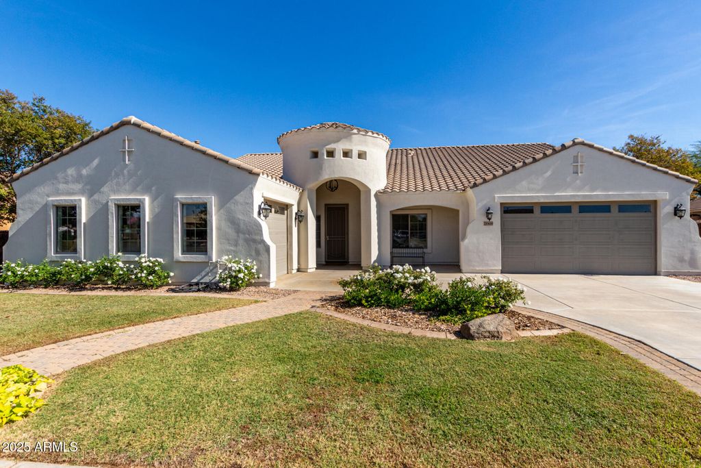 Photo of 21909 S 218th Street, Queen Creek, AZ 85142 (MLS # 6947691)