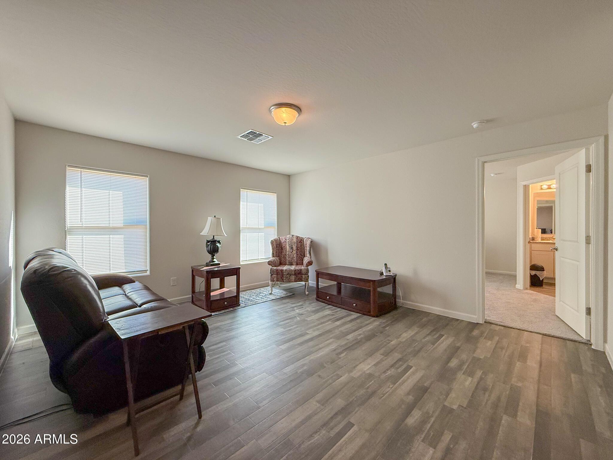 1209 W Seagoe Avenue