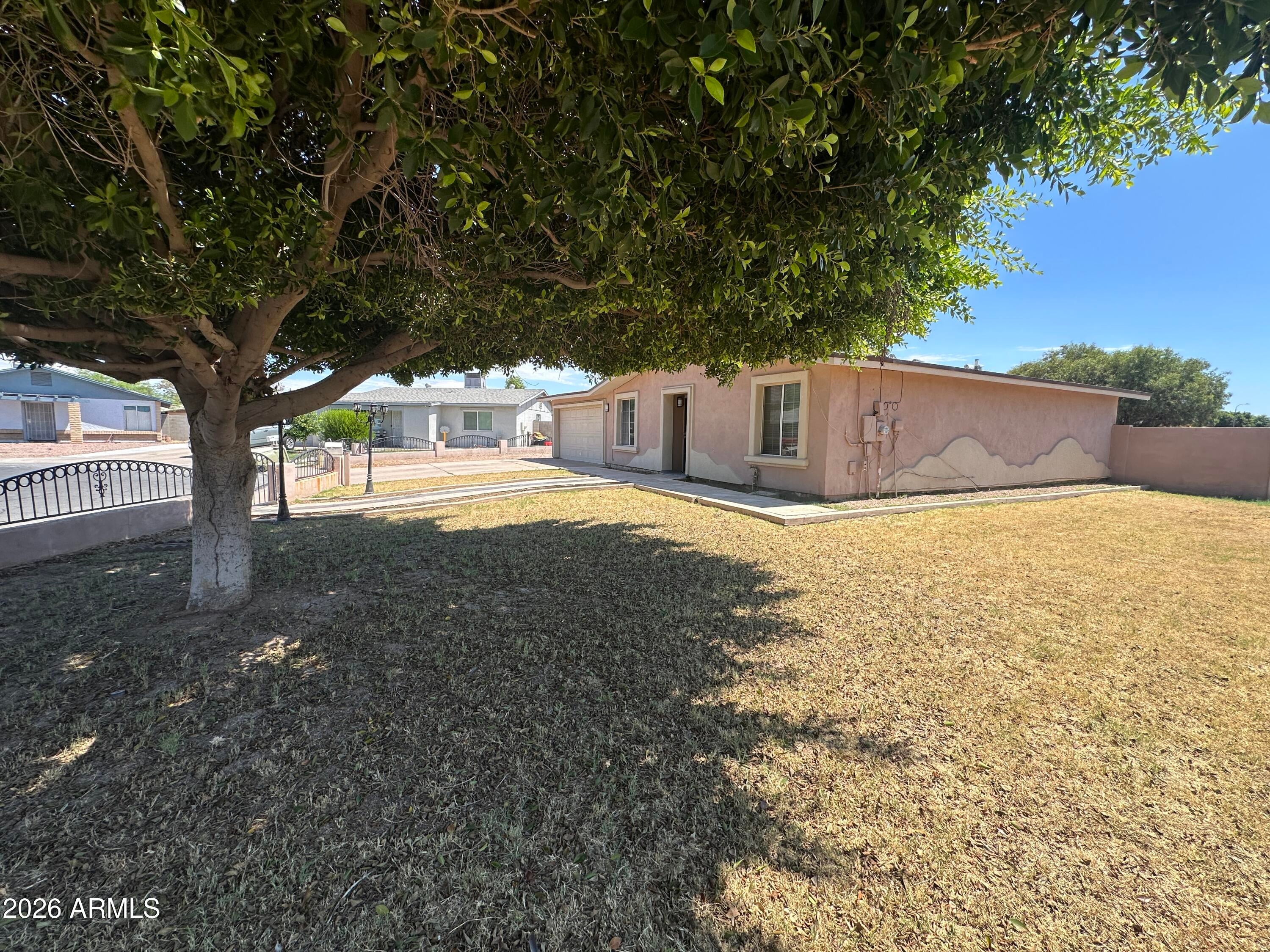 5603 N 69TH Lane