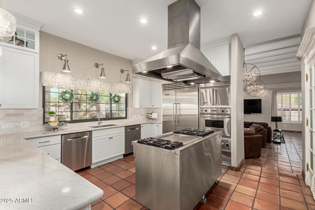 Photo of 29449 N 64th Street, Cave Creek, AZ 85331 (MLS # 6921543)