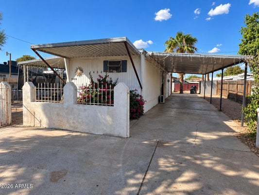 2622 E SANDRA TER, PHOENIX, AZ 85032 - Image 4e2601b78e8822eddd5d24cfce5961ca/3066974438