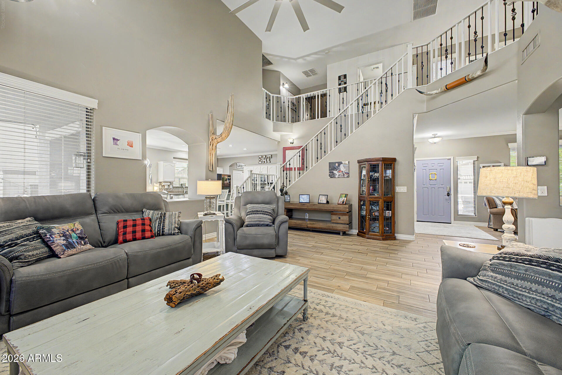 879 W HOLSTEIN Trail