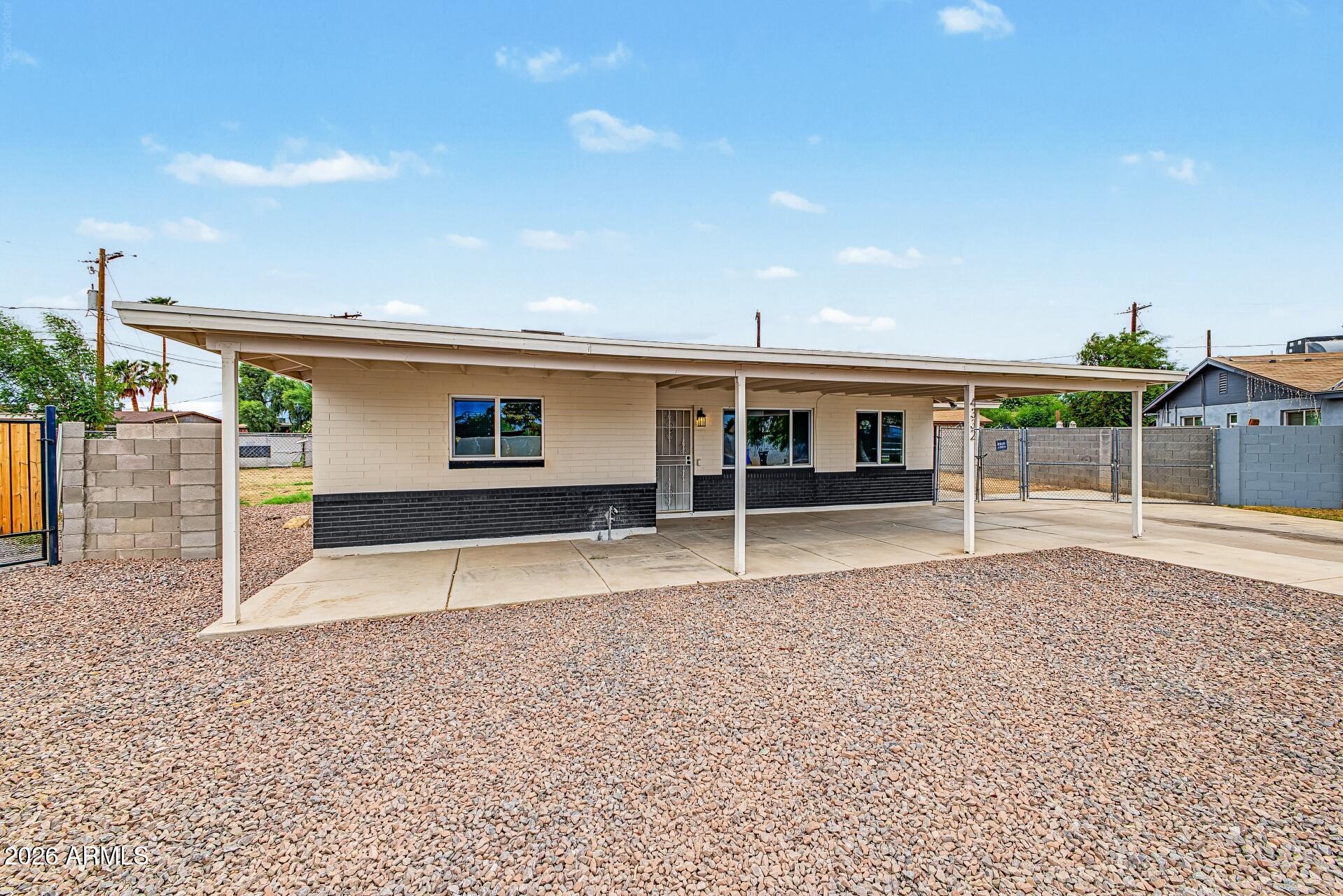 4332 W CRITTENDEN Lane