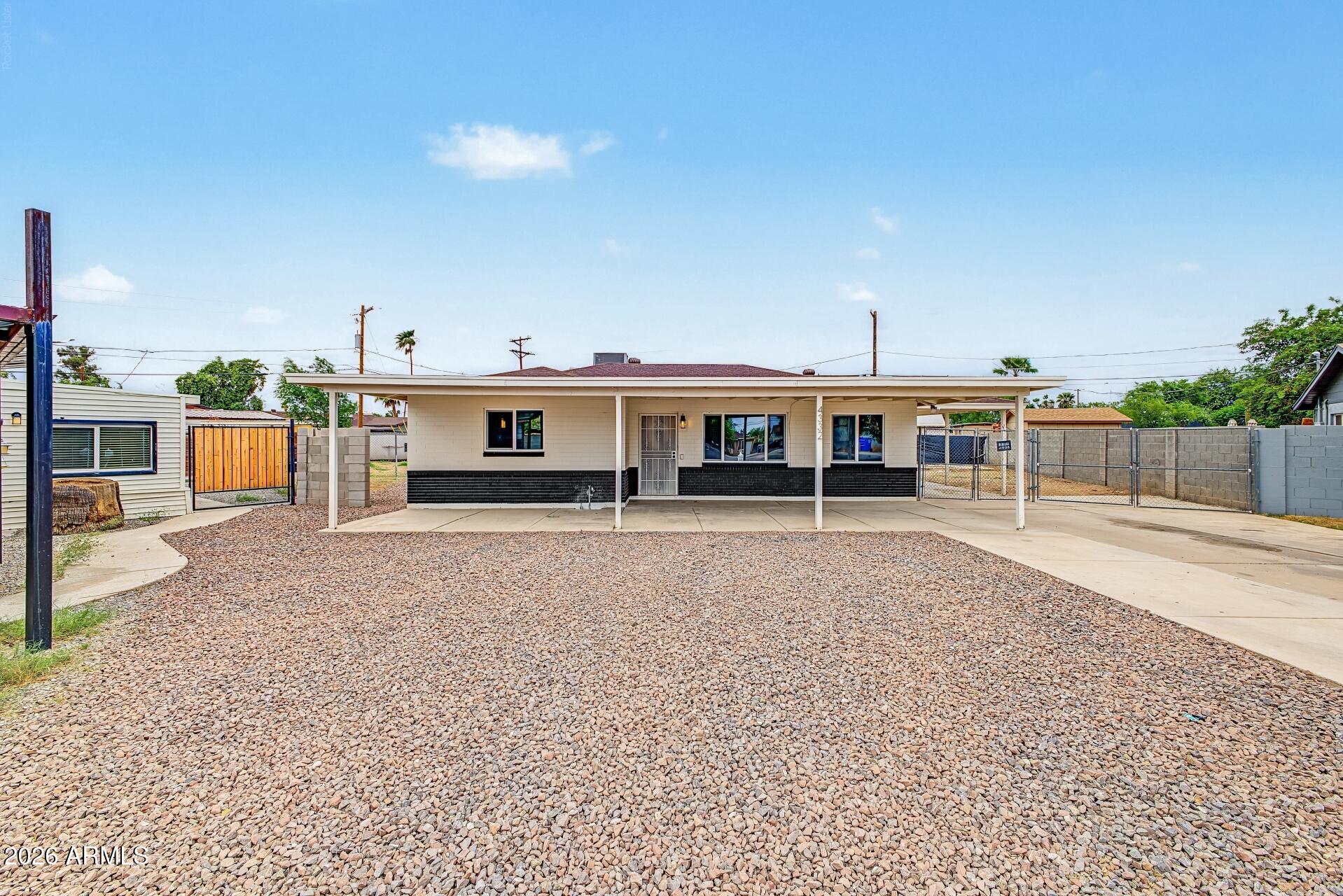 4332 W CRITTENDEN Lane