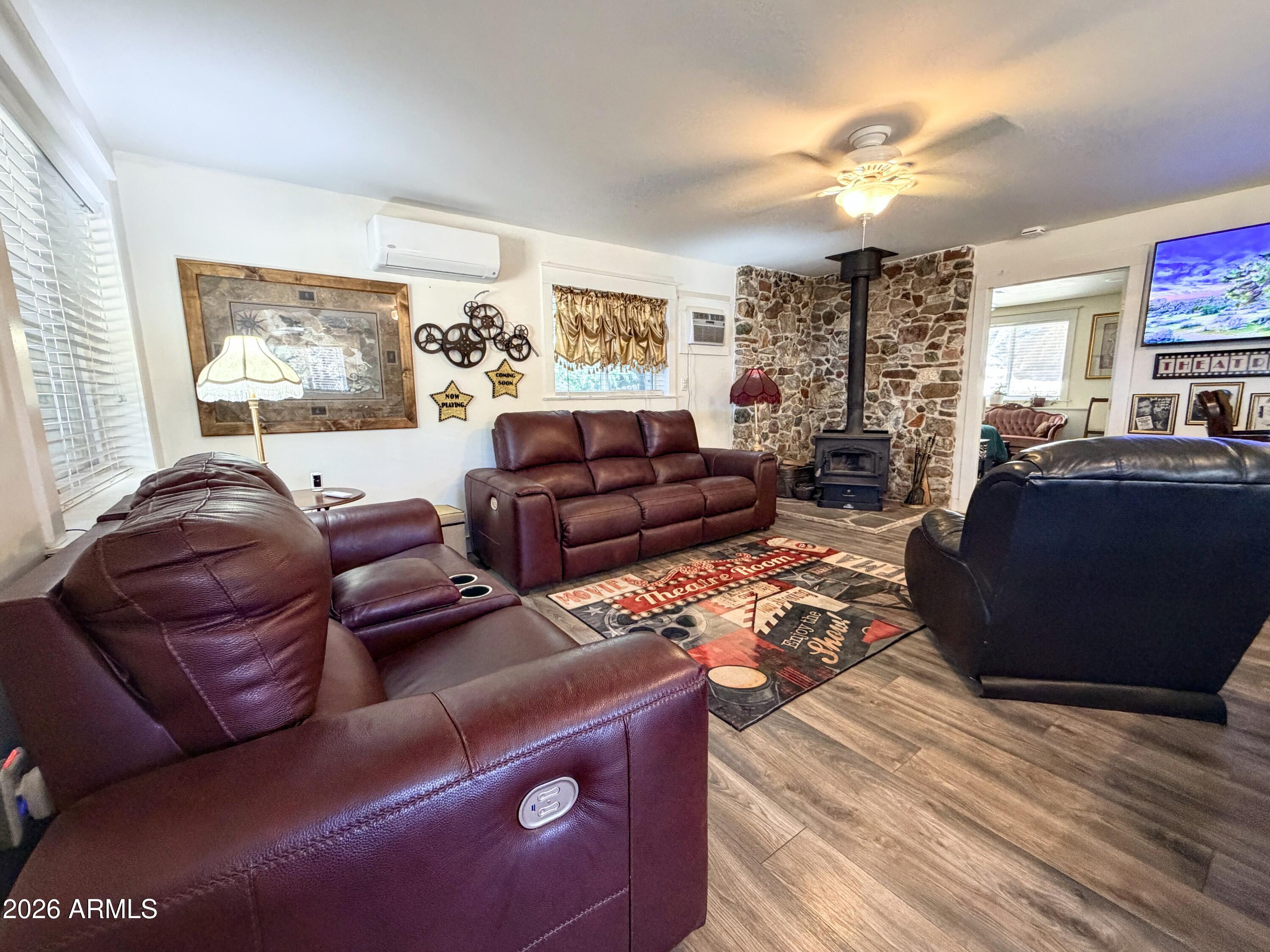 YARNELL HEIGHTS - Residential