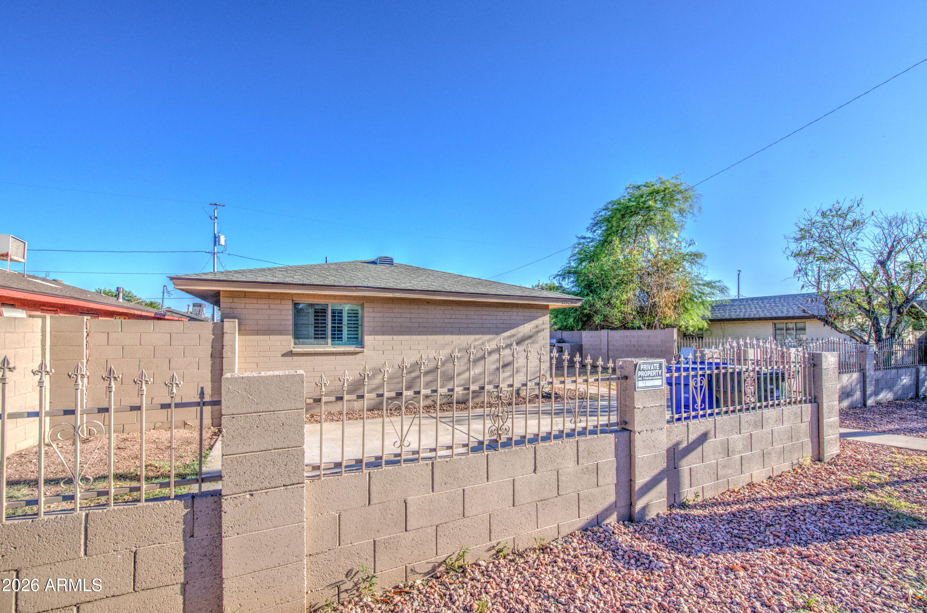 3545 W TONTO Street