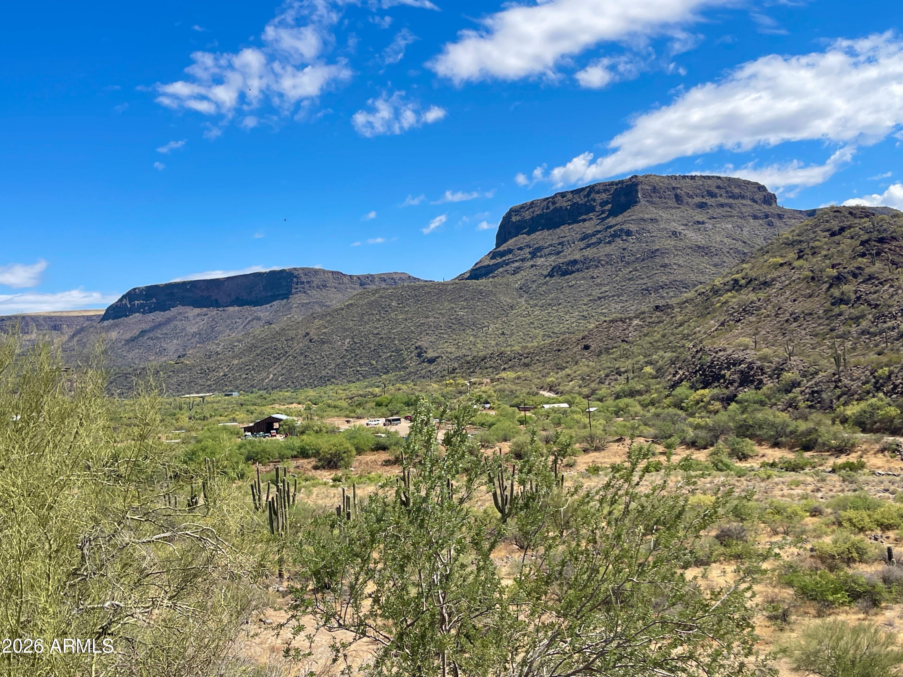 31900 S Tillys Trail -