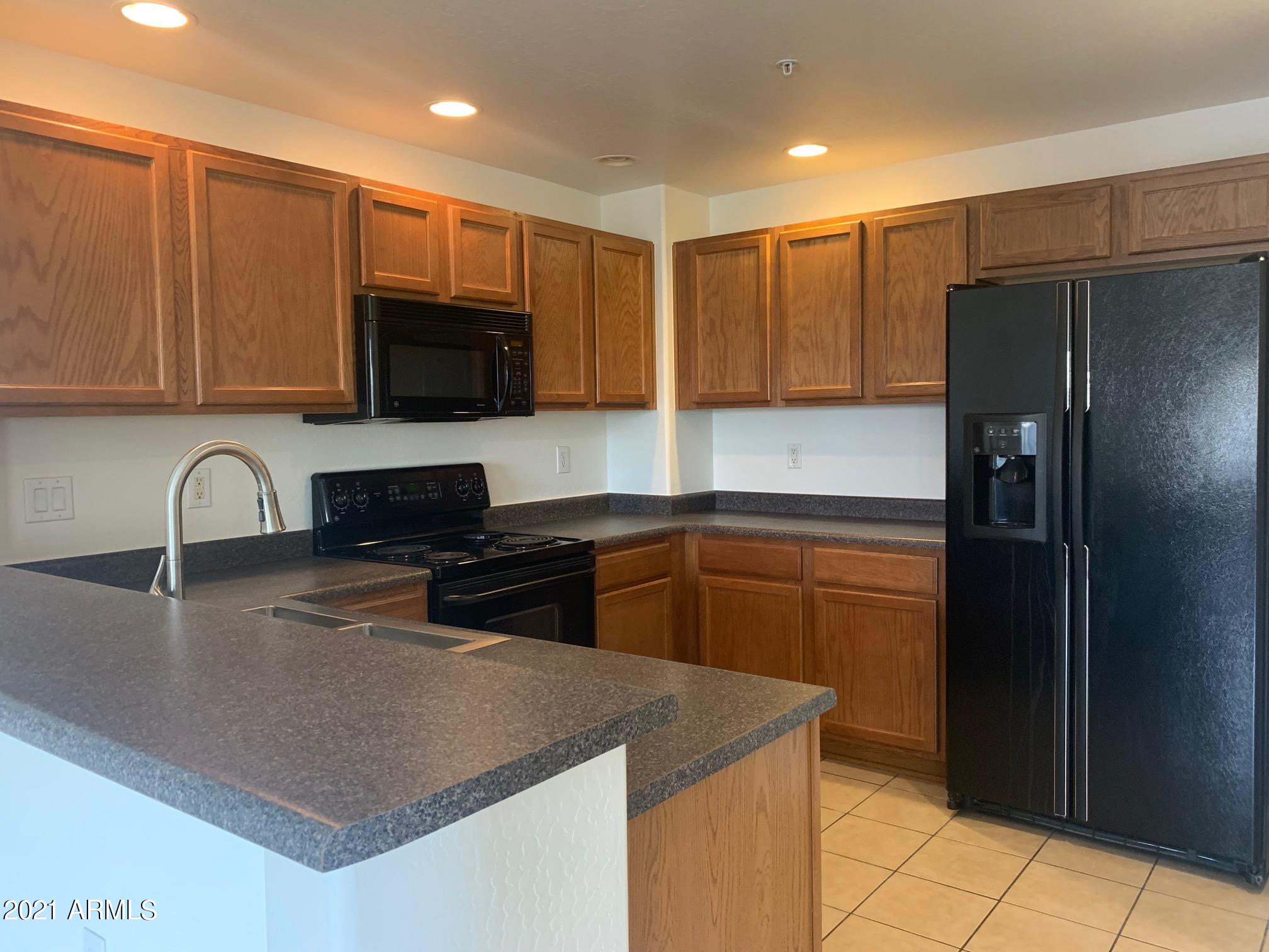 20121 N 76th Street Unit 2009