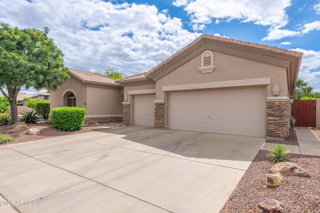 Photo of 2707 E Westchester Drive, Chandler, AZ 85249 (MLS # 7023477)