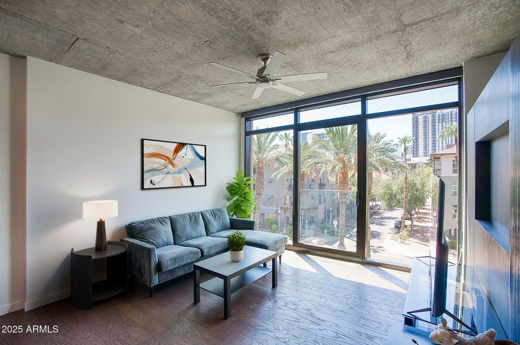 Photo of 100 W Portland Street #404, Phoenix, AZ 85003 (MLS # 6908894)