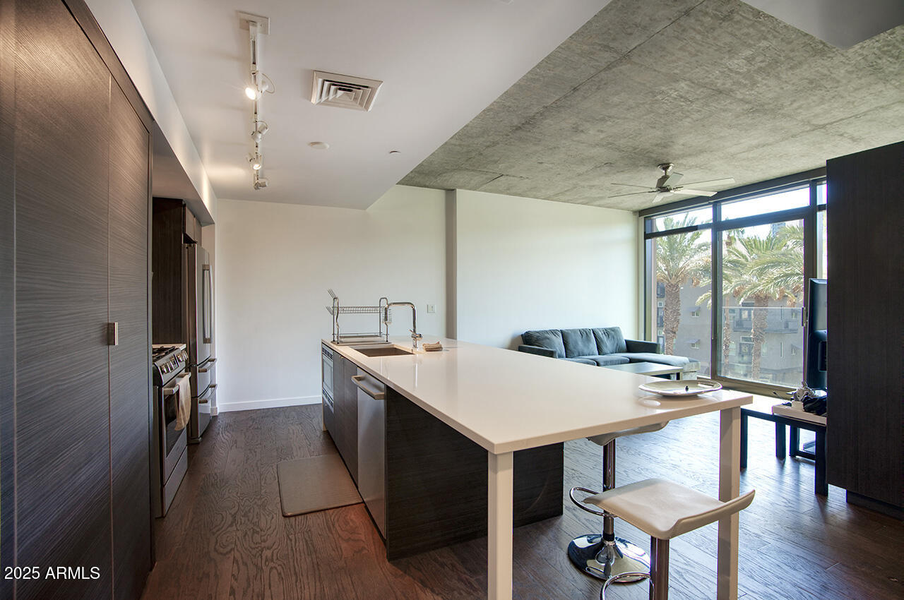 100 W PORTLAND Street 404