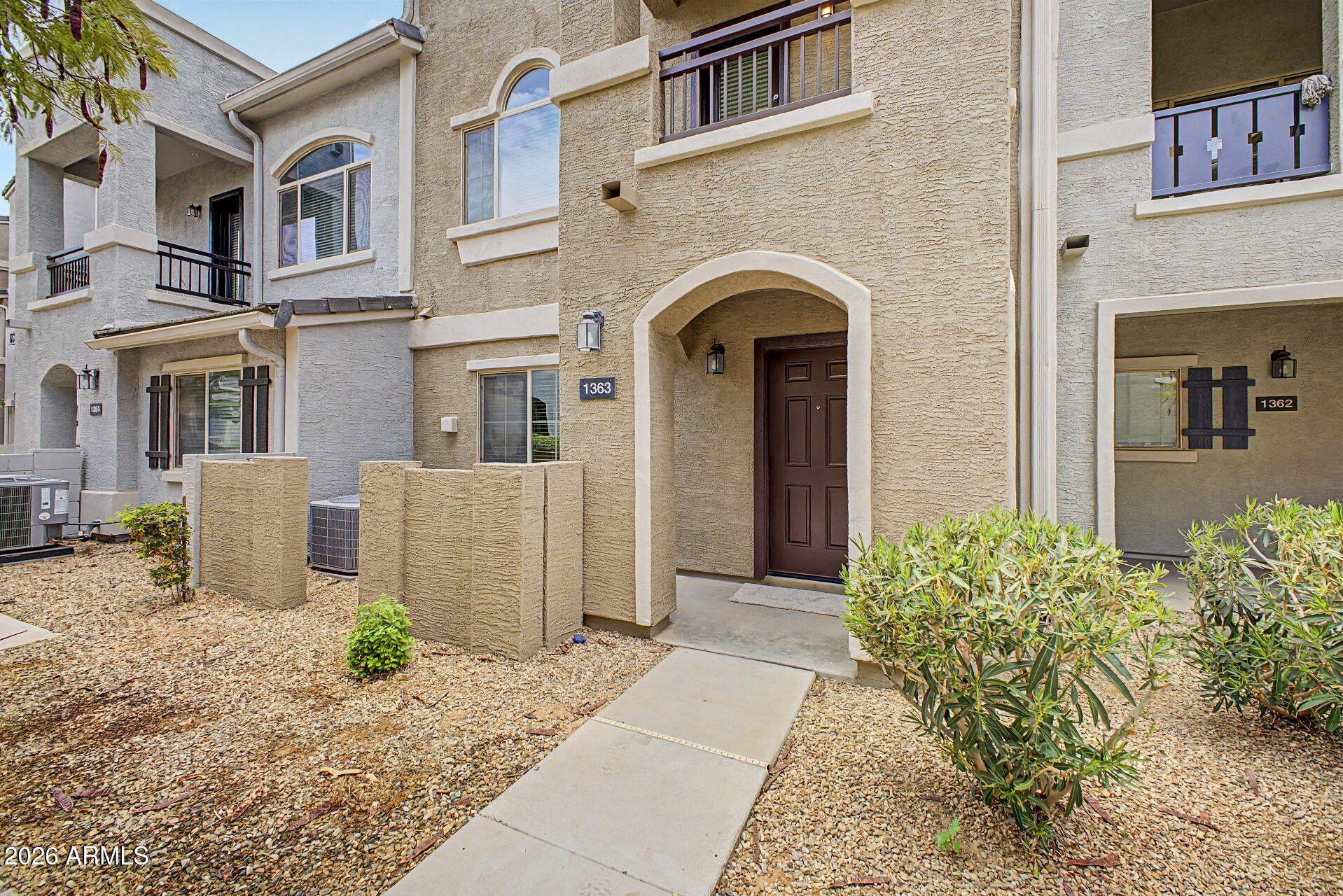 2150 W Alameda Road N 1363