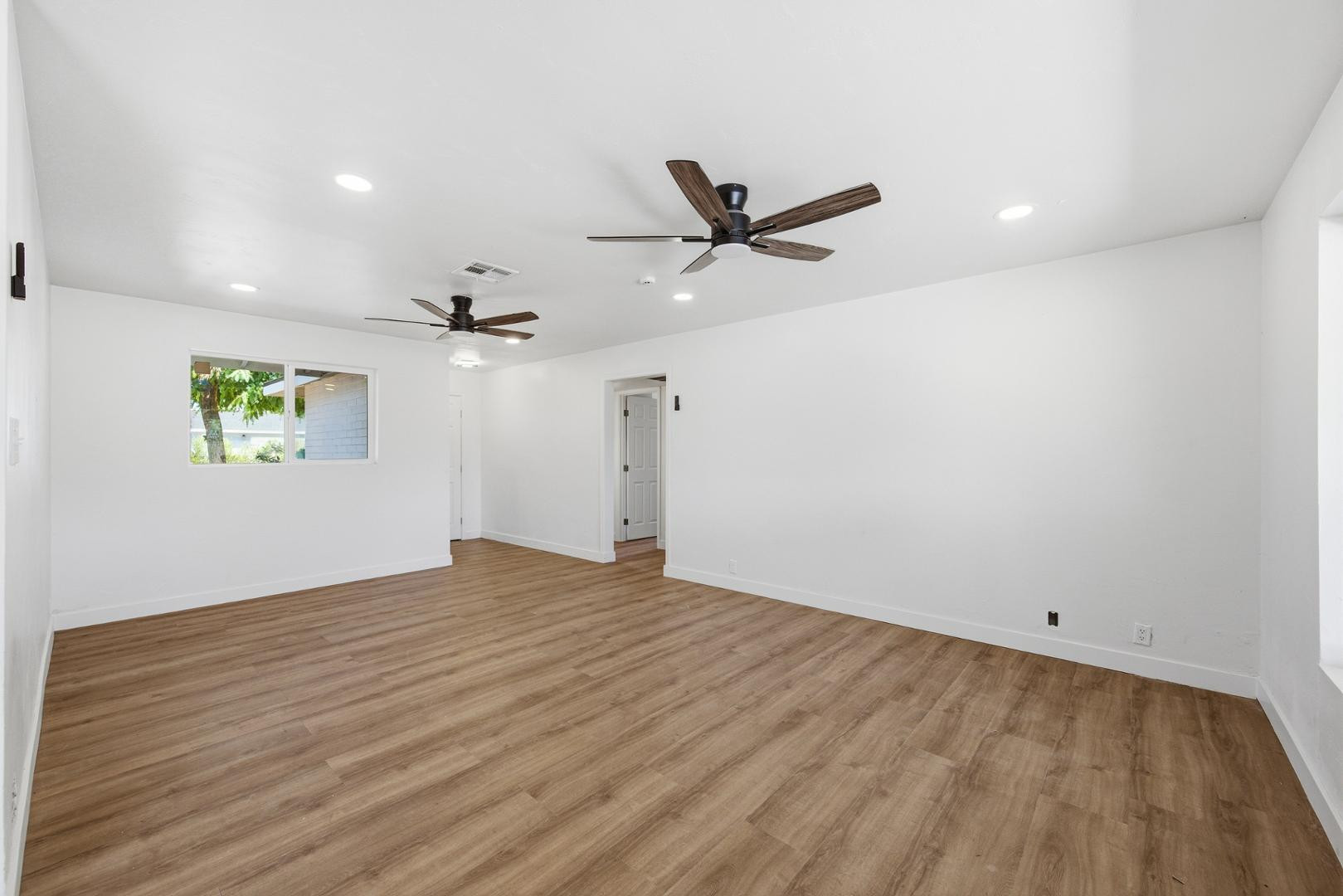 2558 N 40th Street