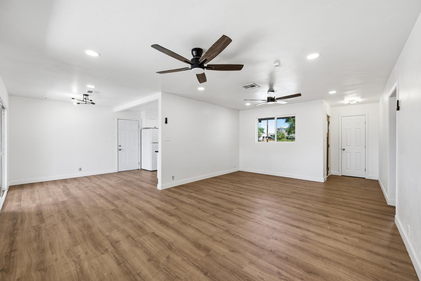2558 N 40th Street