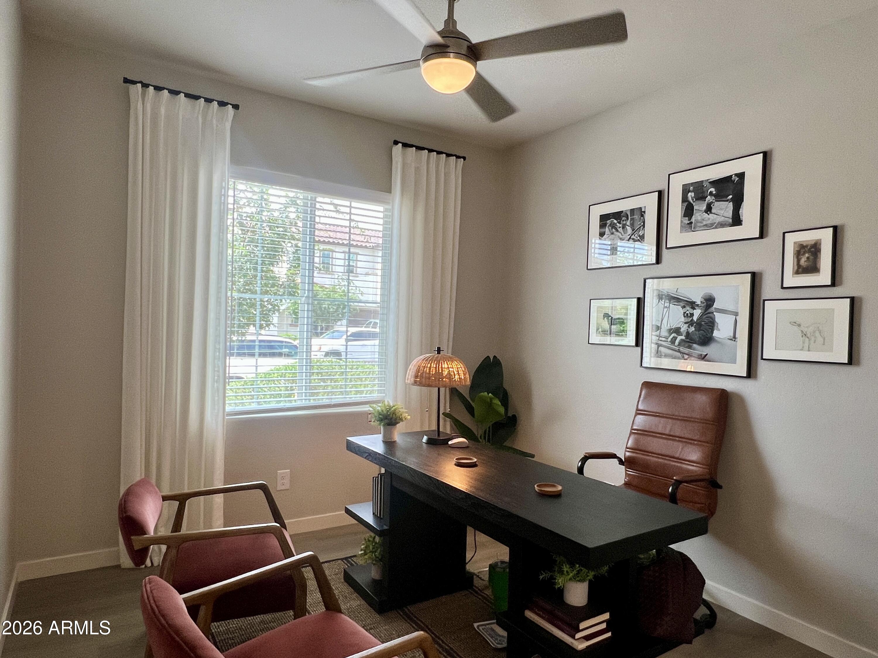 1514 W SIERRA VISTA Drive