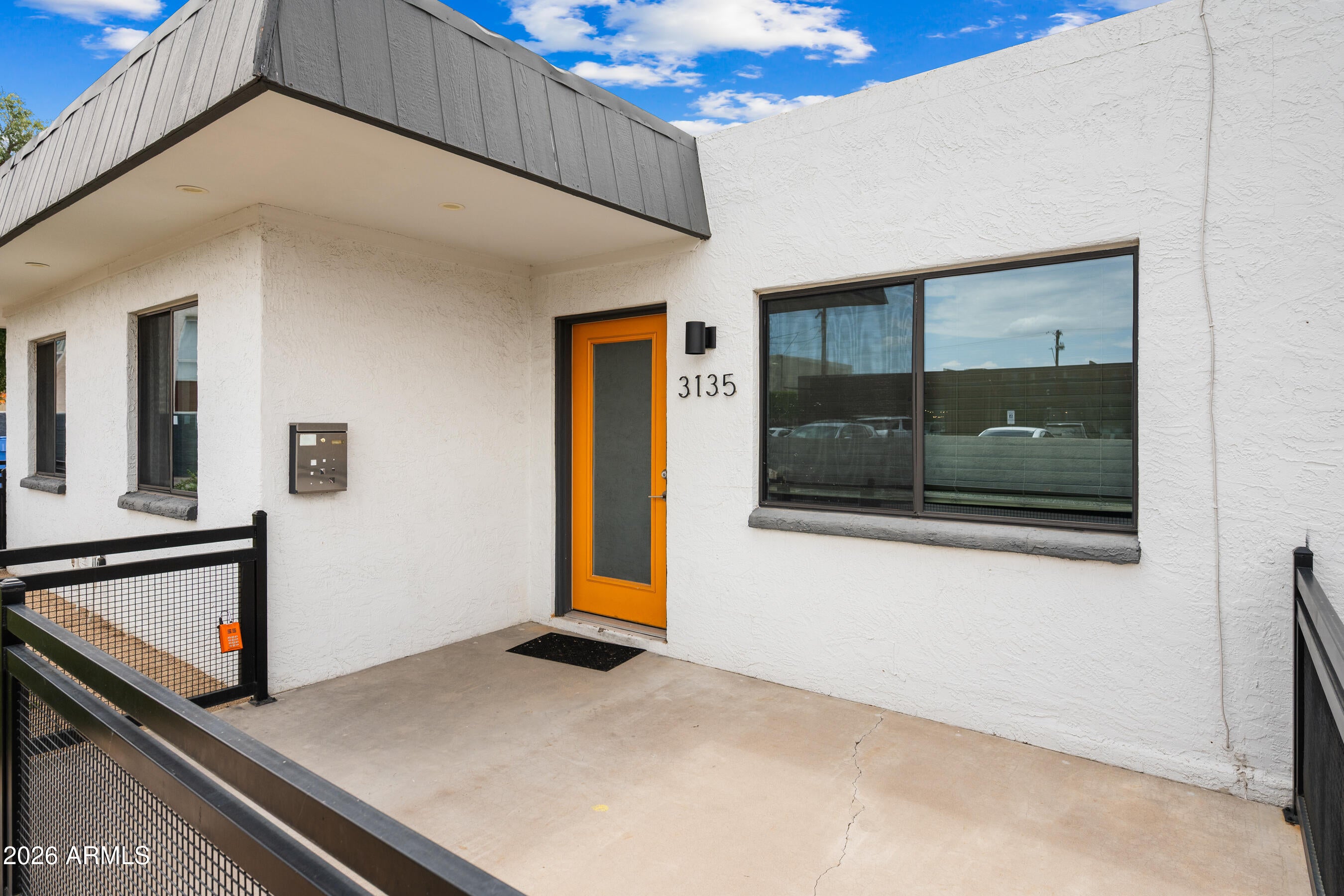 3131 E FAIRMOUNT Avenue # 3135