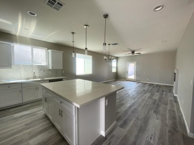 1335 E Pueblo Avenue