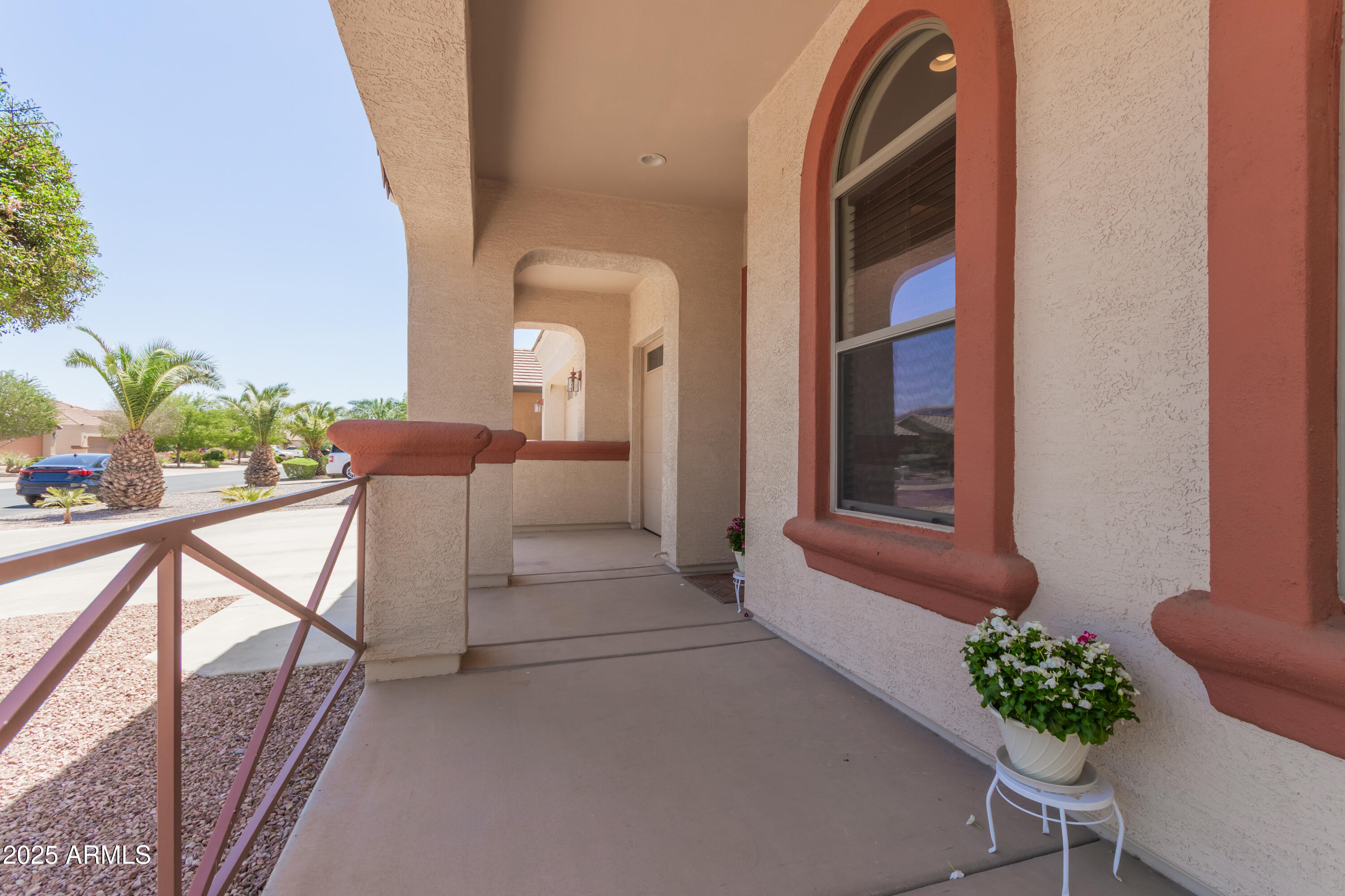5513 E HELIOS Drive