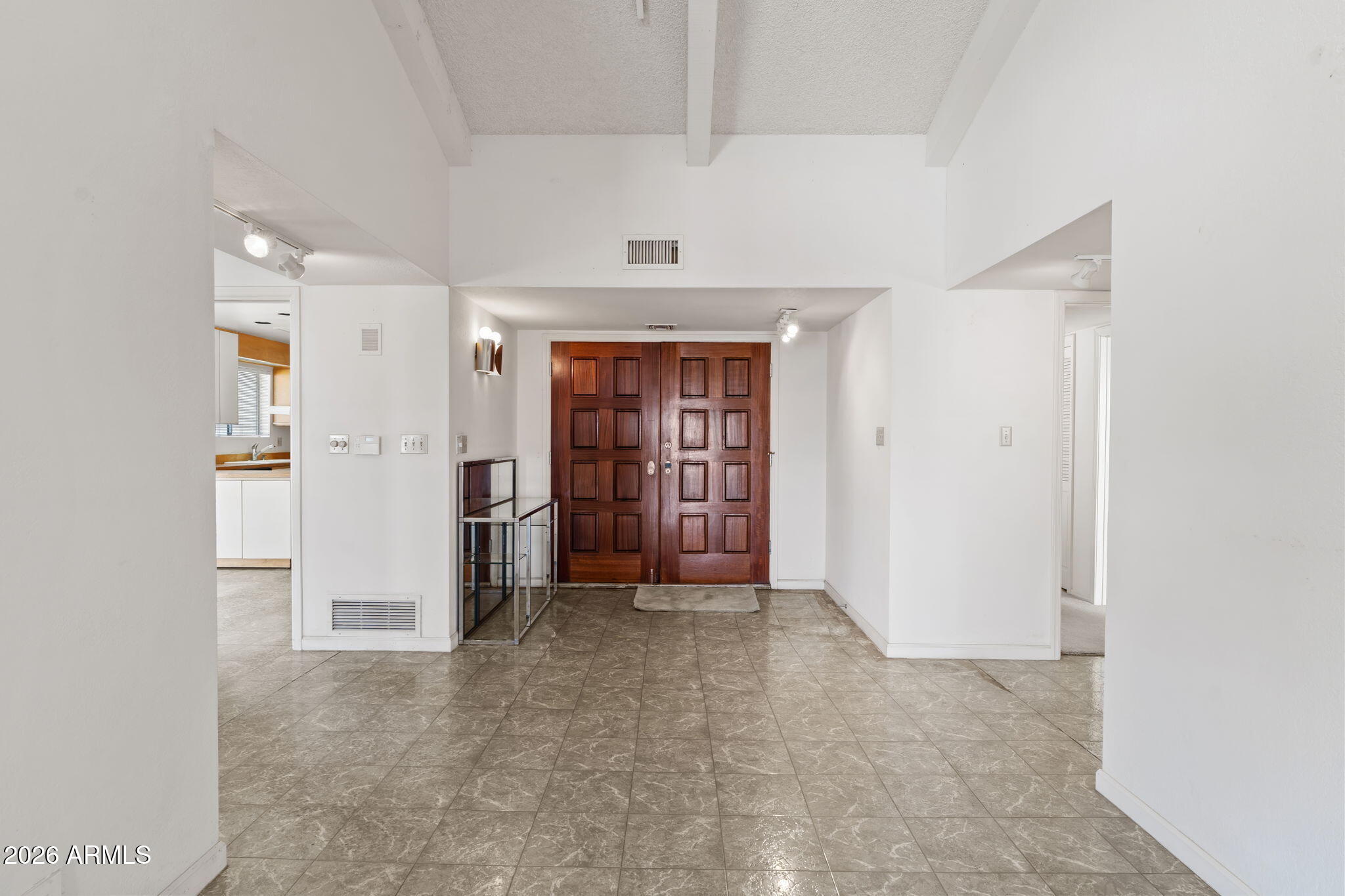 114 E SAN MIGUEL Avenue