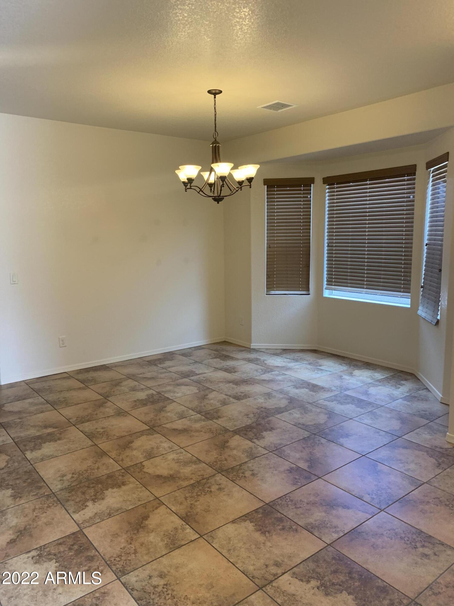 SUMMIT HEIGHTS - Residential Lease