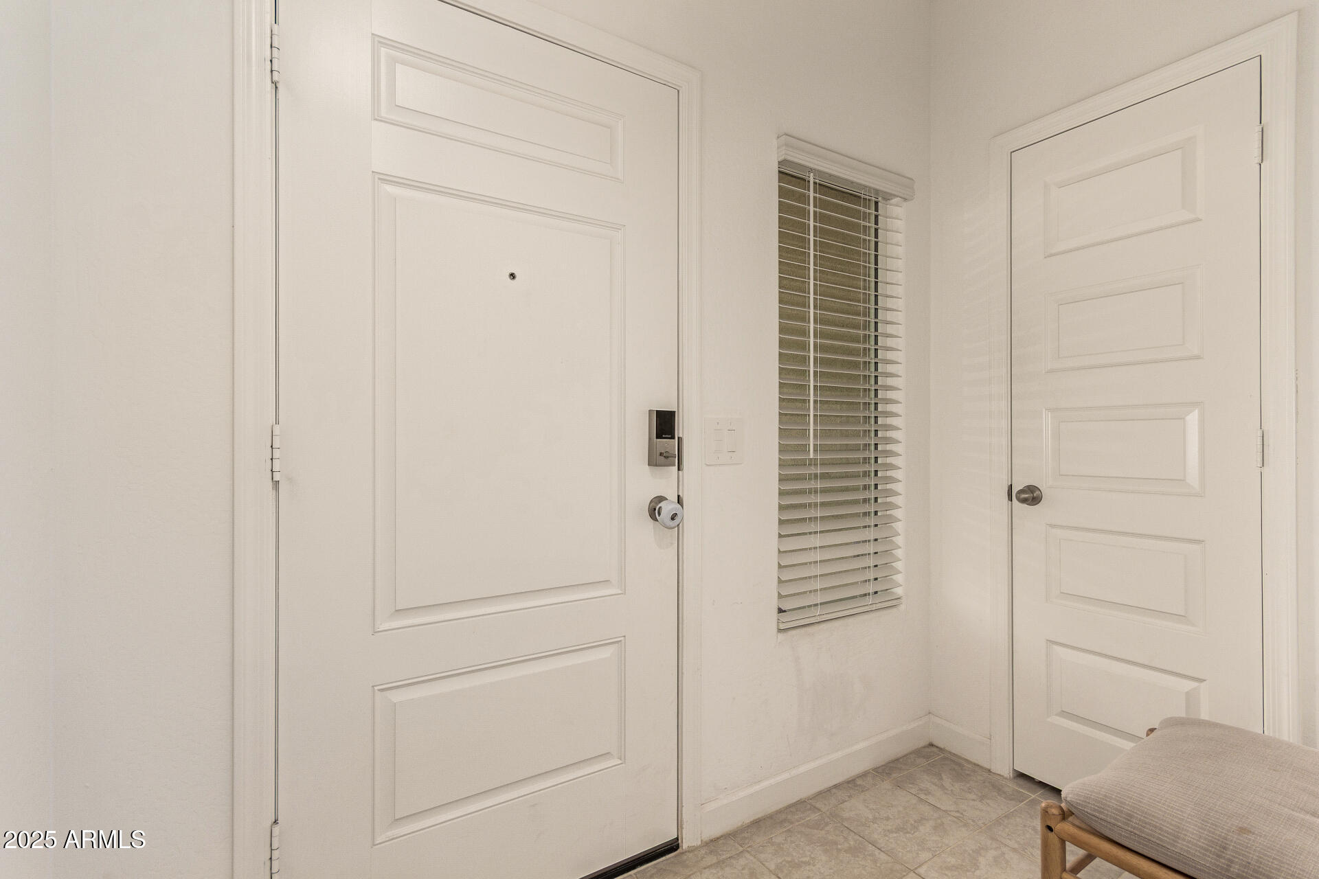 3274 W STRADLING Avenue