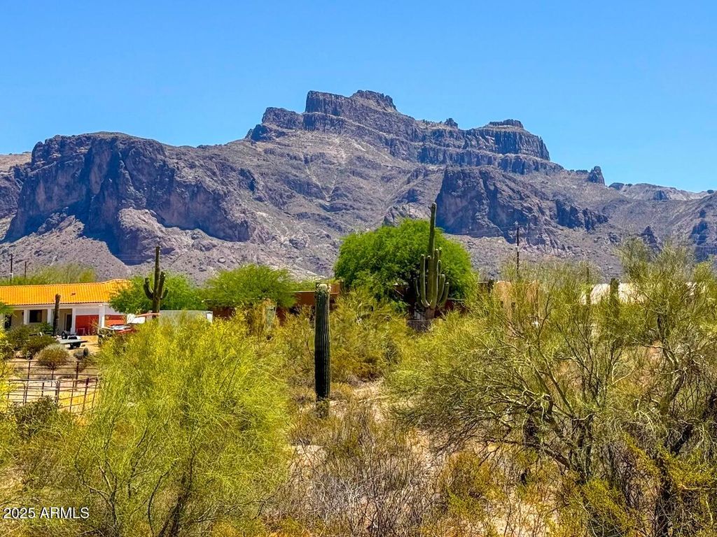 Photo of 0 N Roadrunner Road #-, Apache Junction, AZ 85119 (MLS # 6877215)