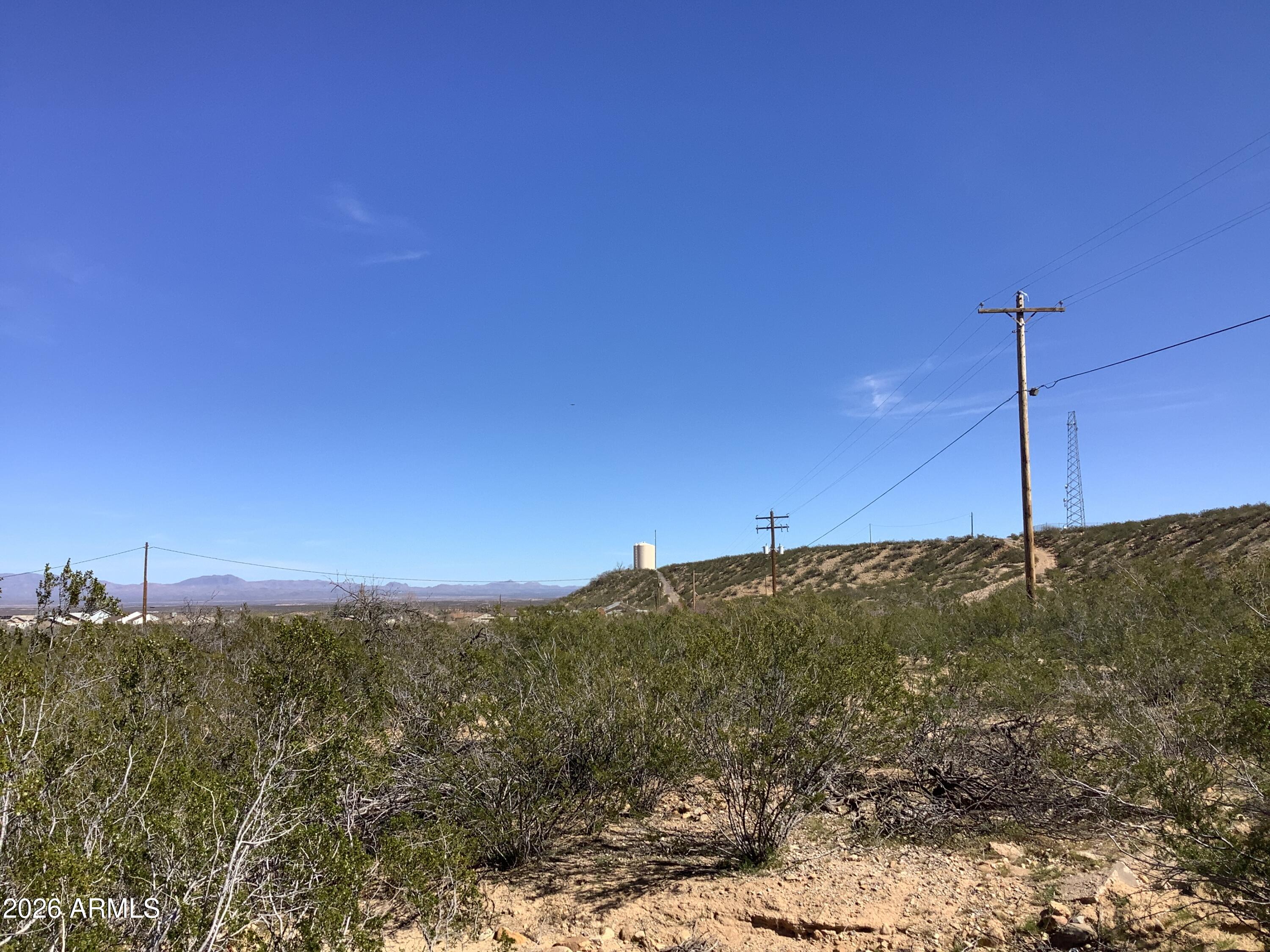 .37ac Apache & Navajo Drive 43